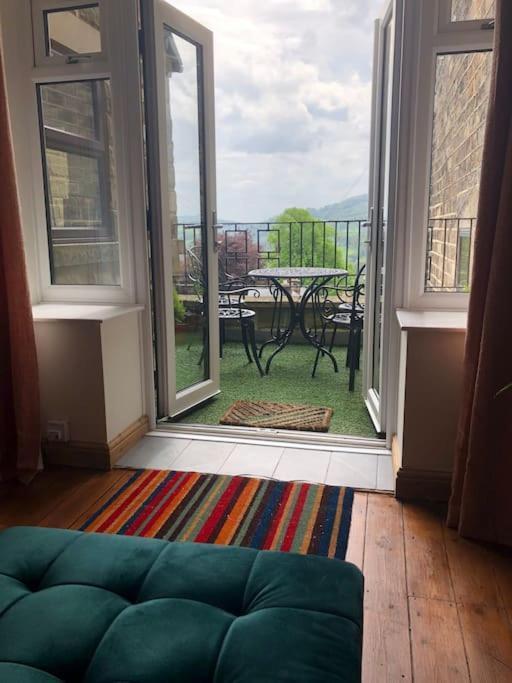 Hilltop House Is A Welcoming 2 Bedroom Property Matlock  Eksteriør bilde
