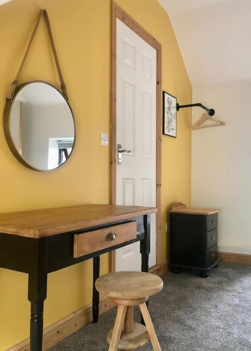 Hilltop House Is A Welcoming 2 Bedroom Property Matlock  Eksteriør bilde