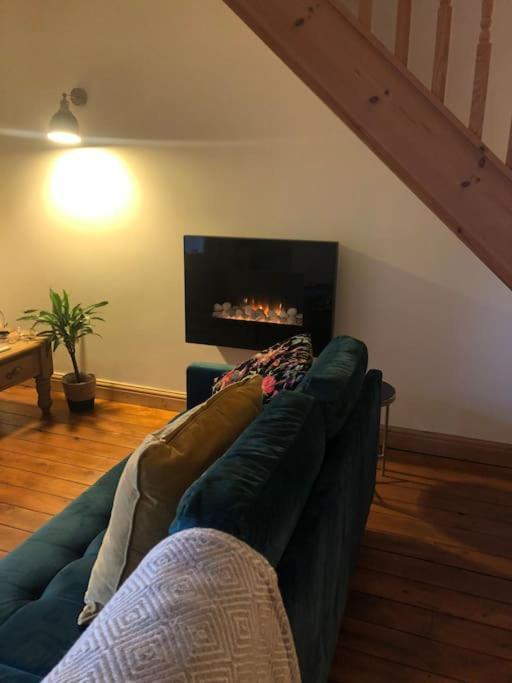 Hilltop House Is A Welcoming 2 Bedroom Property Matlock  Eksteriør bilde